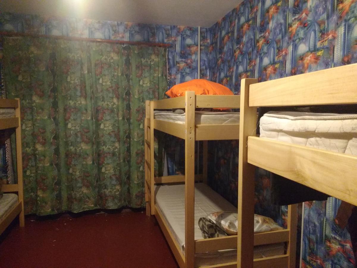 Yourhostel Khar'Kovskii Kiev Buitenkant foto