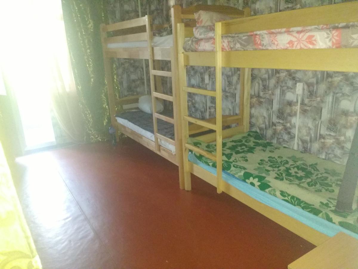 Yourhostel Khar'Kovskii Kiev Buitenkant foto